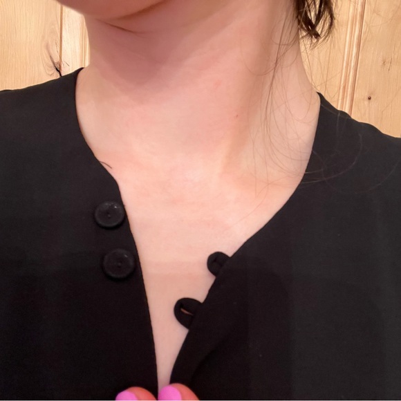 Cropped Black Blouse NEVER WORN - Picture 5 of 10